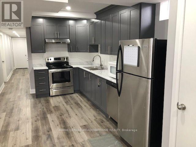 Basement Room #2 - 71 Thirtieth Street, Toronto, Ontario  M8W 3B9 - Photo 19 - W13825754