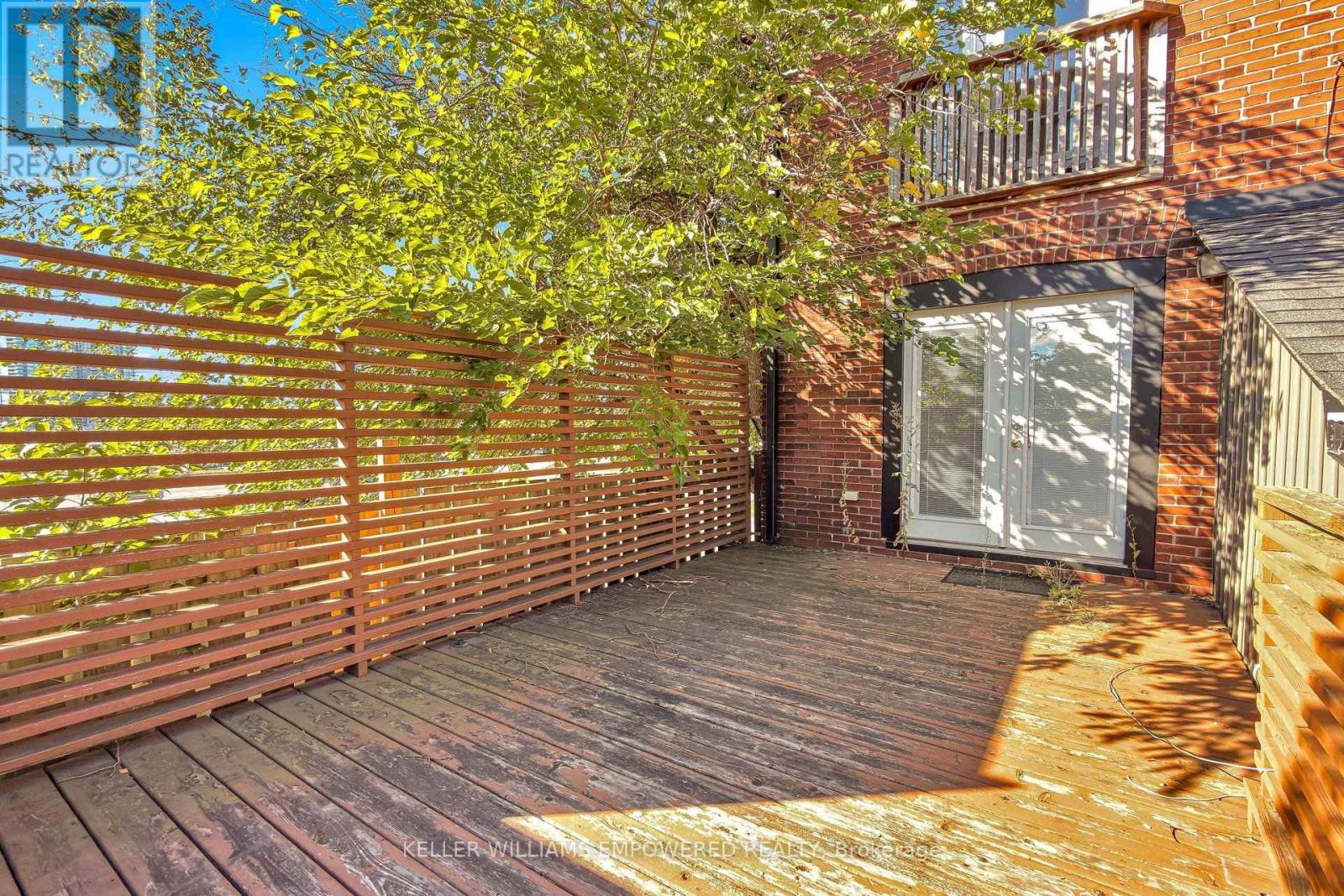 5 Aldgate Avenue, Toronto, Ontario  M8Y 3L4 - Photo 26 - W13825782