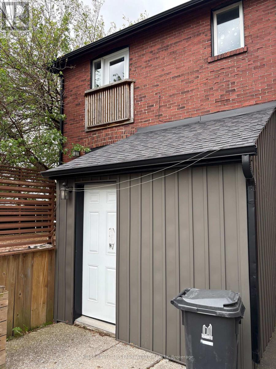 5 Aldgate Avenue, Toronto, Ontario  M8Y 3L4 - Photo 30 - W13825782