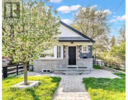 1306 KINGSTON ROAD, Toronto, Ontario