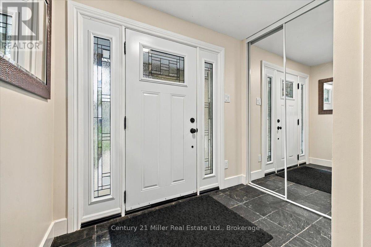 37 Tulip Street, Oakville, Ontario L6L 3V3 - Photo 39 - W13821124