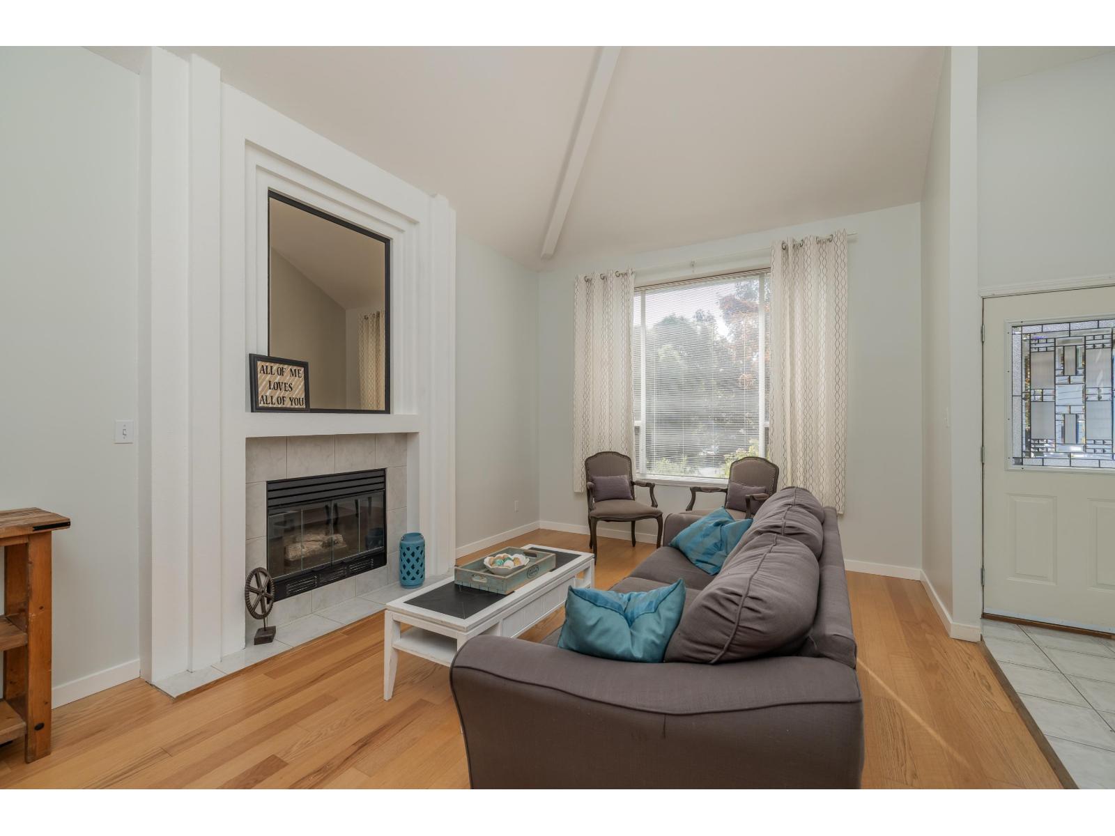 18693 56a Avenue, Surrey, British Columbia  V3S 7Y2 - Photo 9 - R3169309