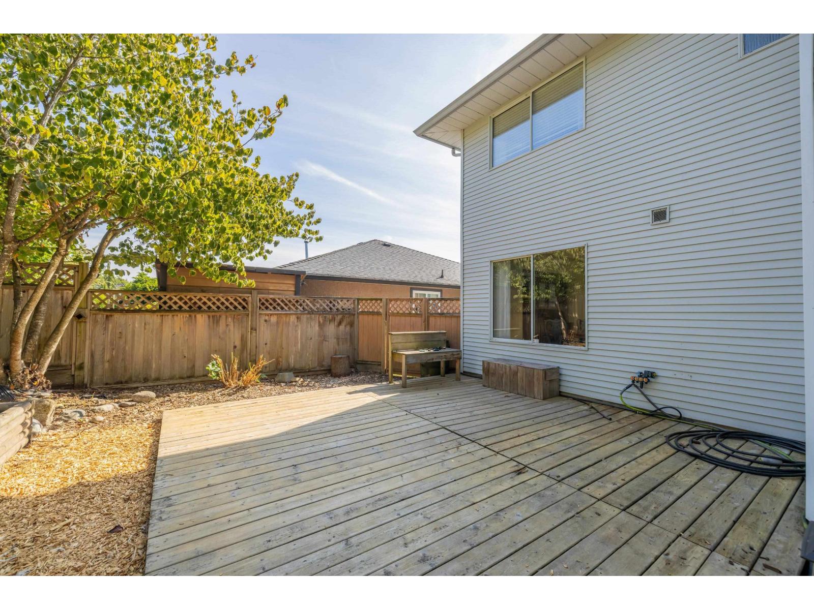 18693 56a Avenue, Surrey, British Columbia  V3S 7Y2 - Photo 33 - R3169309