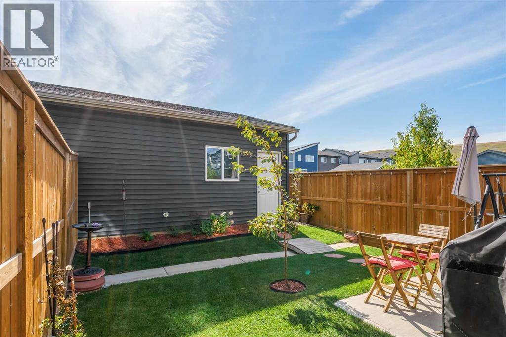 211 Wolf Creek Avenue Se, Calgary, Alberta T2X 4X1 - Photo 28 - A2343542