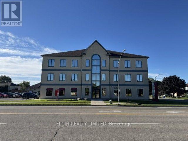 103 - 460 Wellington Street, St. Thomas, Ontario  N5R 6H9 - Photo 1 - X13825866
