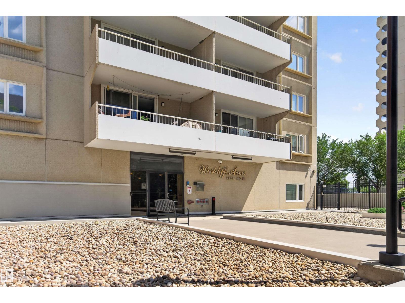 #703 9909 110 ST NW