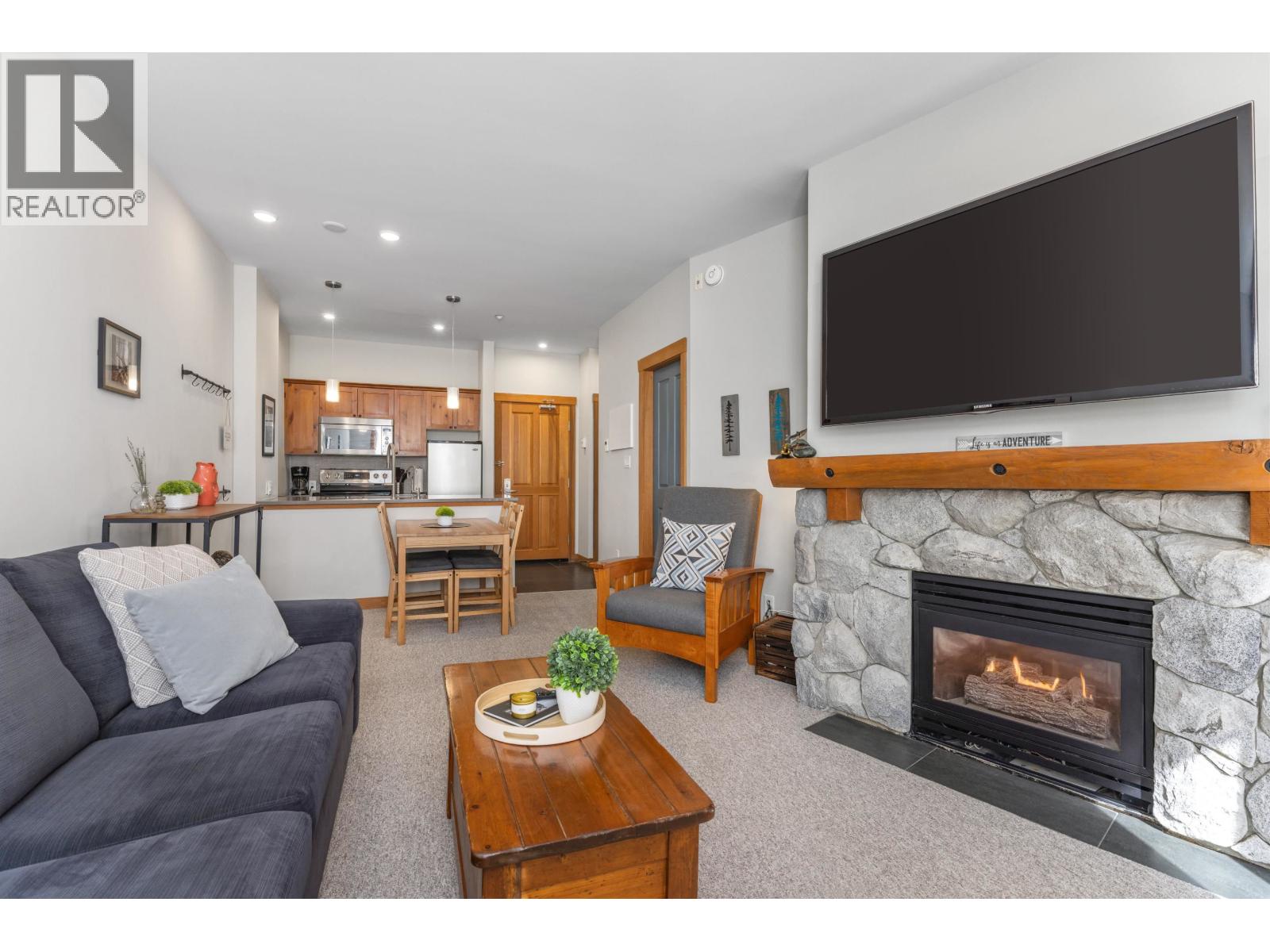 222 4660 Blackcomb Way, Whistler, British Columbia  V0N 1B4 - Photo 6 - R3169354