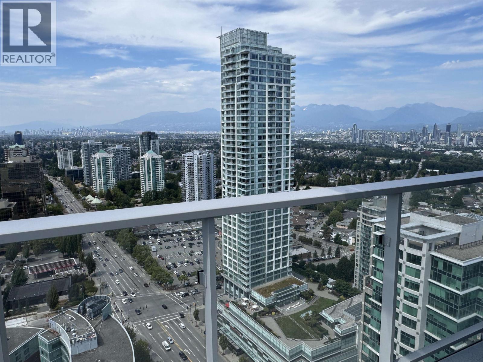 3304 6000 MCKAY AVENUE, Burnaby, British Columbia