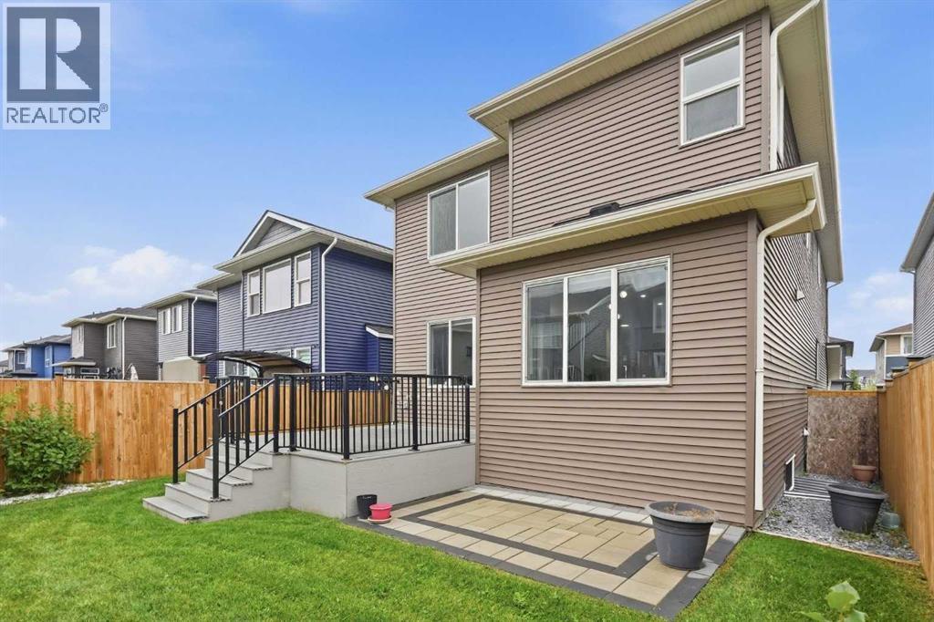70 Creekside Avenue Sw, Calgary, Alberta  T2X 4A9 - Photo 39 - A2345899