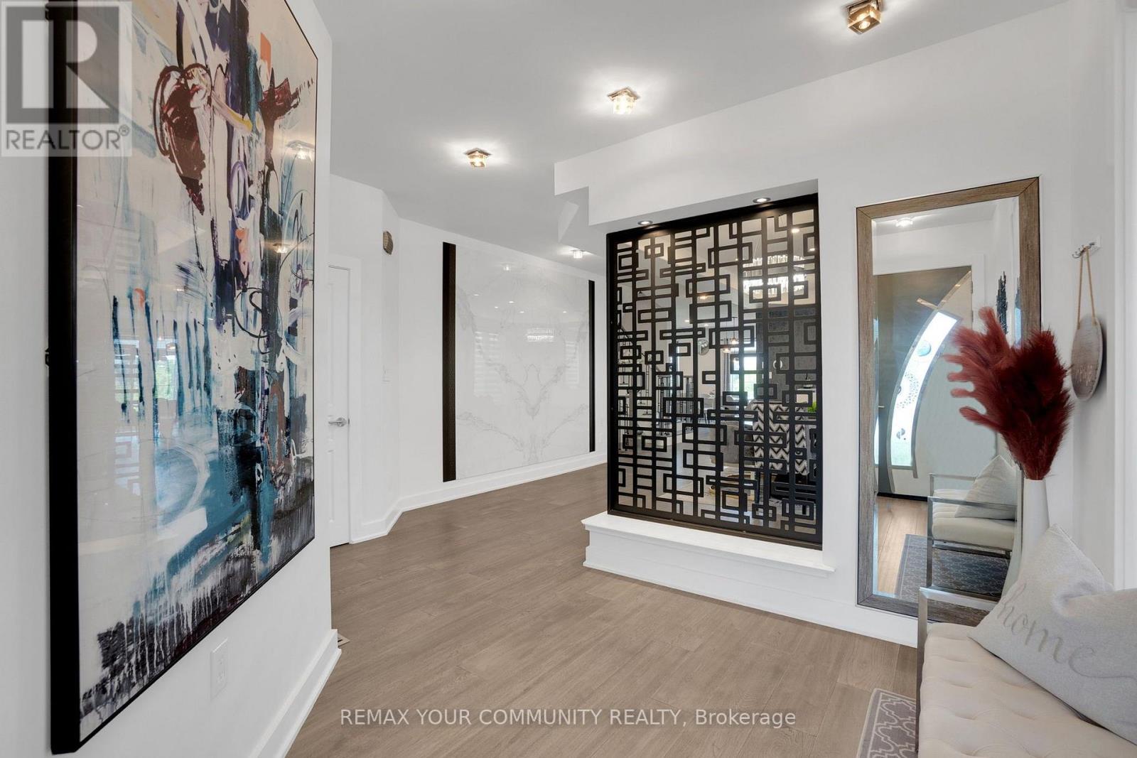 130 Santa Amato Crescent, Vaughan, Ontario  L4J 0G1 - Photo 5 - N13825812