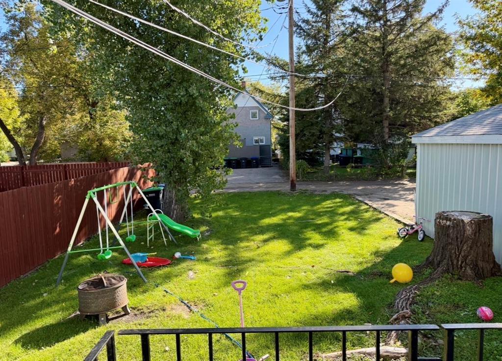 1013 12th Street, Brandon, Manitoba  R7A 4N7 - Photo 3 - 202624073