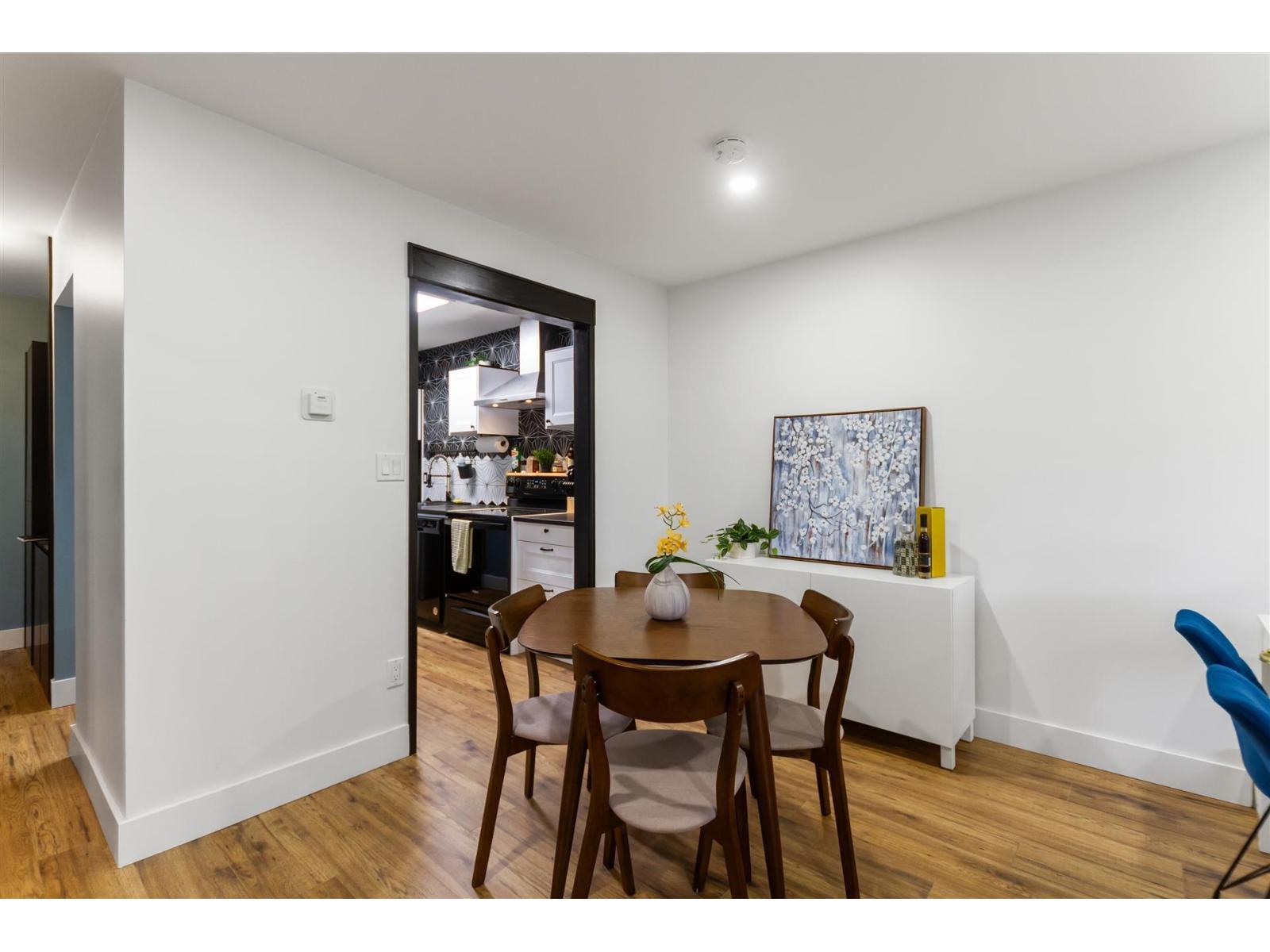 301 1561 Vidal Street, White Rock, British Columbia  V4B 5A7 - Photo 7 - R3169390