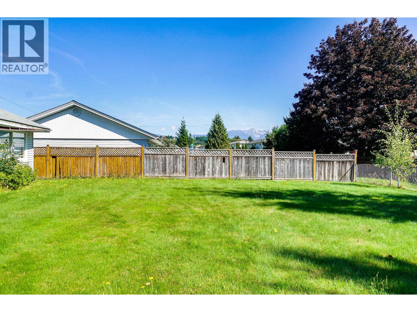 18 Yukon Street, Kitimat, British Columbia V8C 1Z2 - Photo 4 - R3169394