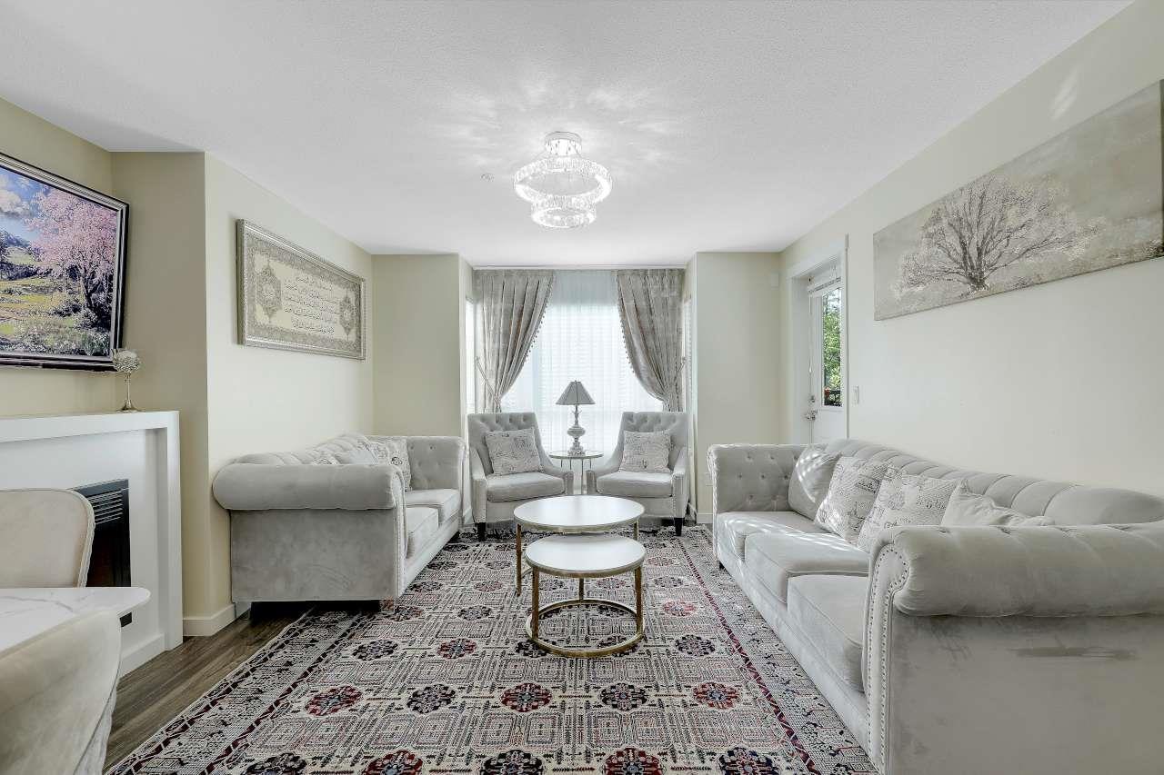 205 14960 102a Avenue, Surrey, British Columbia  V3R 6A3 - Photo 2 - R3168923