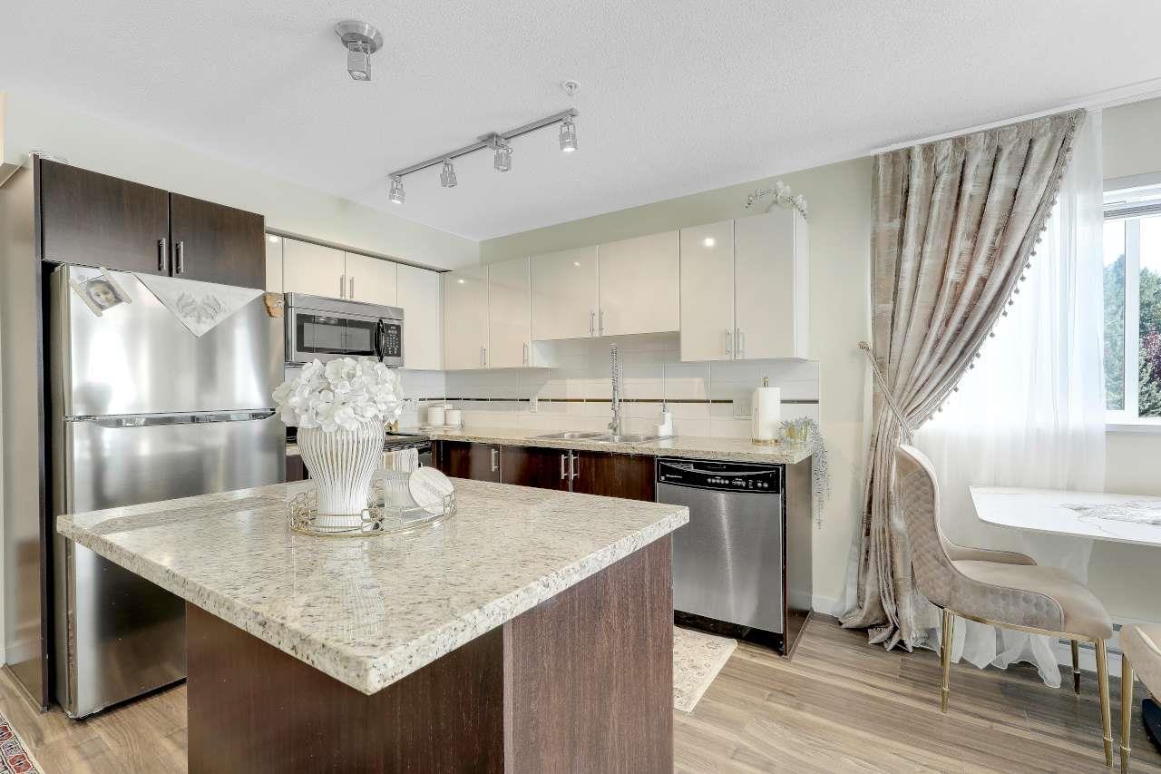 205 14960 102a Avenue, Surrey, British Columbia  V3R 6A3 - Photo 10 - R3168923