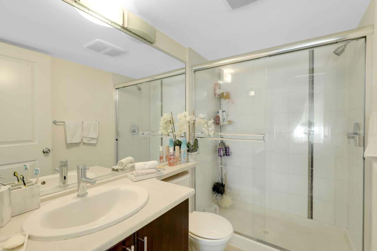 205 14960 102a Avenue, Surrey, British Columbia  V3R 6A3 - Photo 14 - R3168923