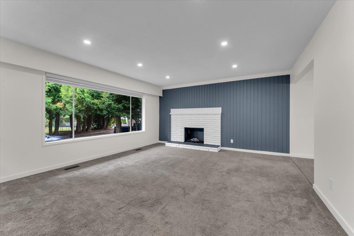 2558 Lakeview Crescent, Abbotsford, British Columbia  V2S 3A9 - Photo 4 - R3169122
