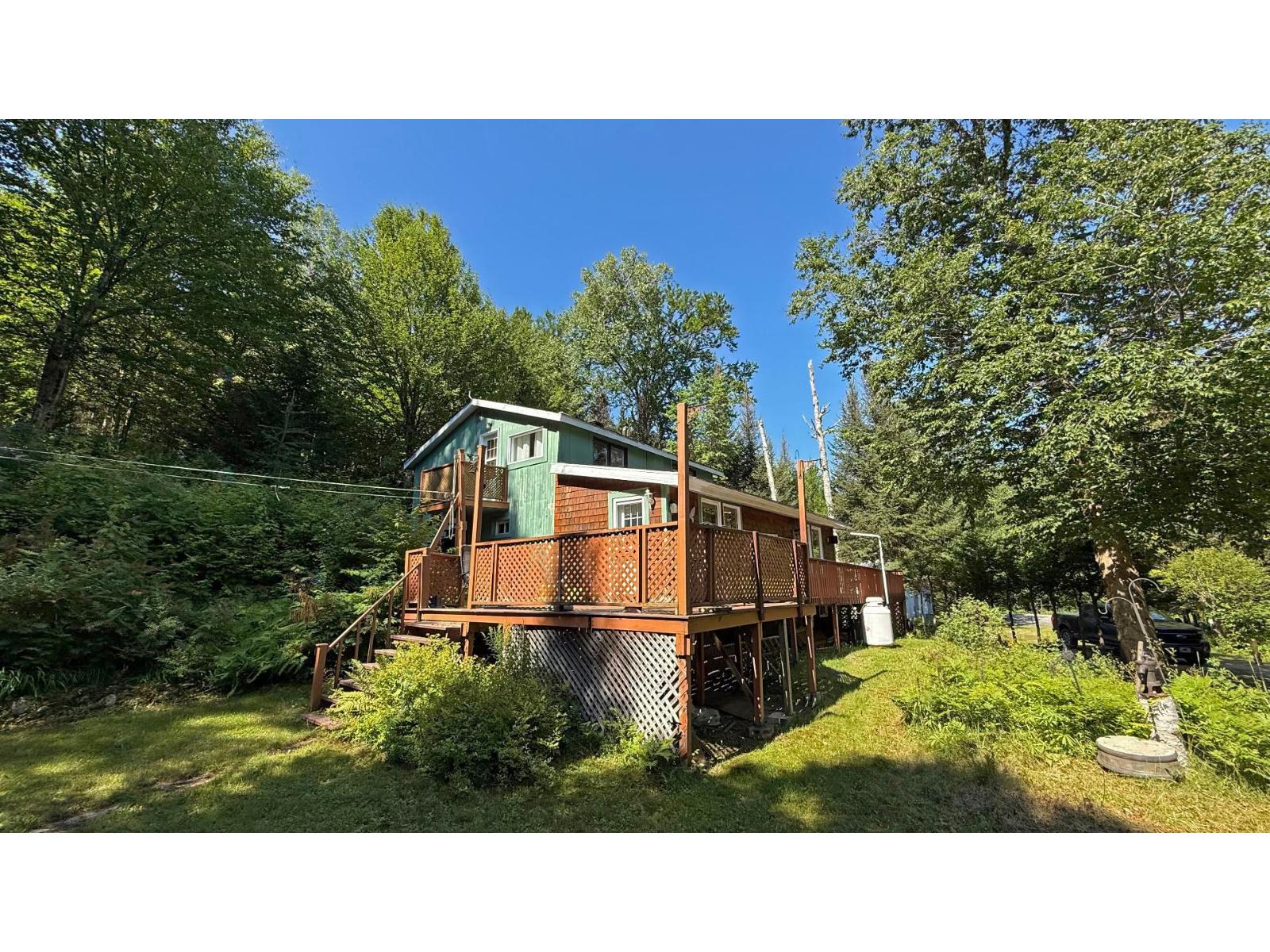 1045 Ch. des Bouleaux Nominingue Quebec Canada J0W1R0 2