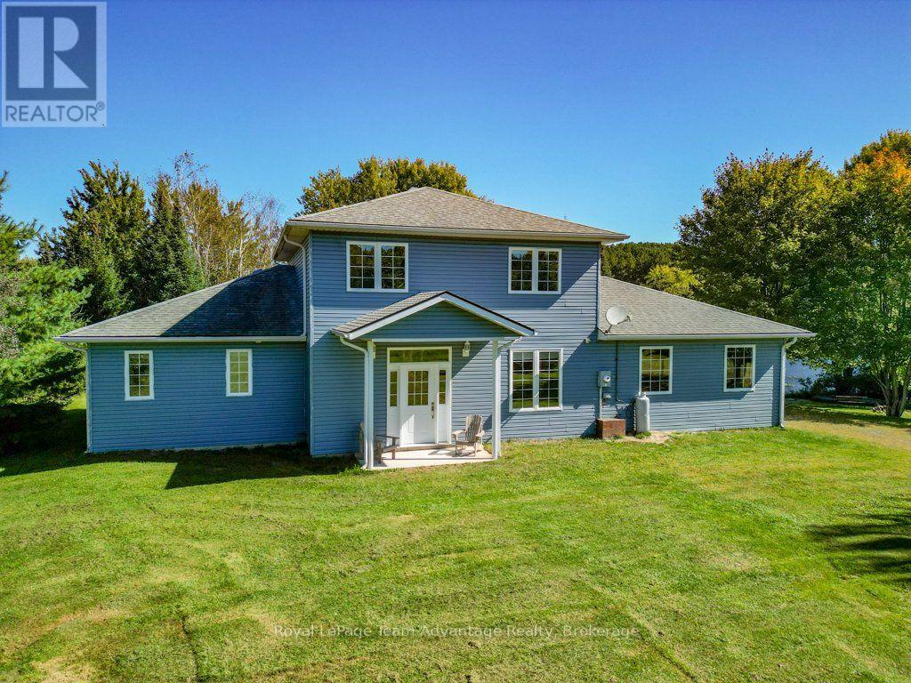 25 COLE POINT TRAIL, McKellar, Ontario