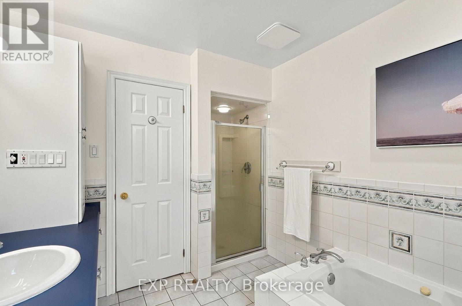 491 Tipperton Crescent, Oakville, Ontario  L6L 5E1 - Photo 35 - W13822992