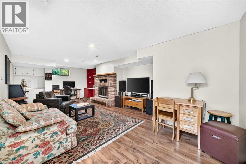 6003 Thornbank Drive NW, Calgary, Alberta  T2K 3P4 - Photo 22 - A2347355