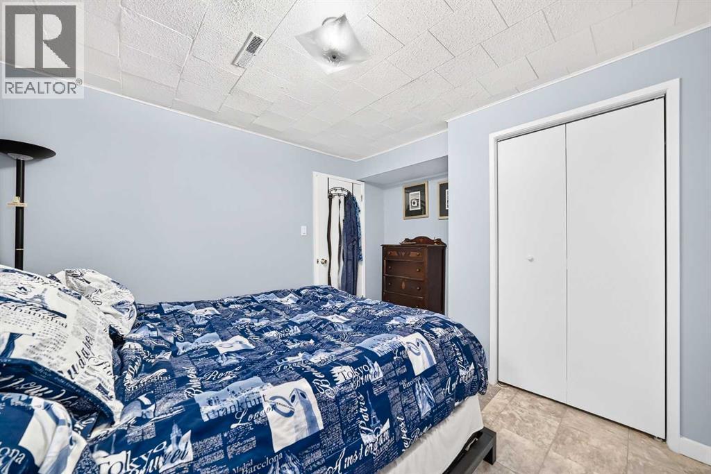 6003 Thornbank Drive NW, Calgary, Alberta  T2K 3P4 - Photo 25 - A2347355