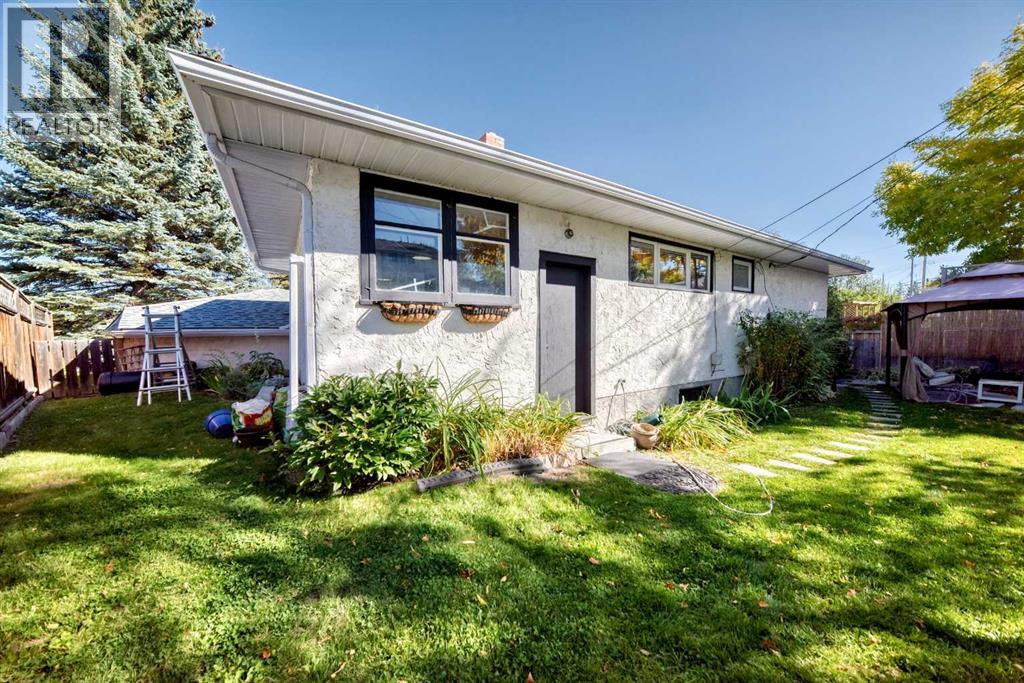 6003 Thornbank Drive NW, Calgary, Alberta  T2K 3P4 - Photo 32 - A2347355
