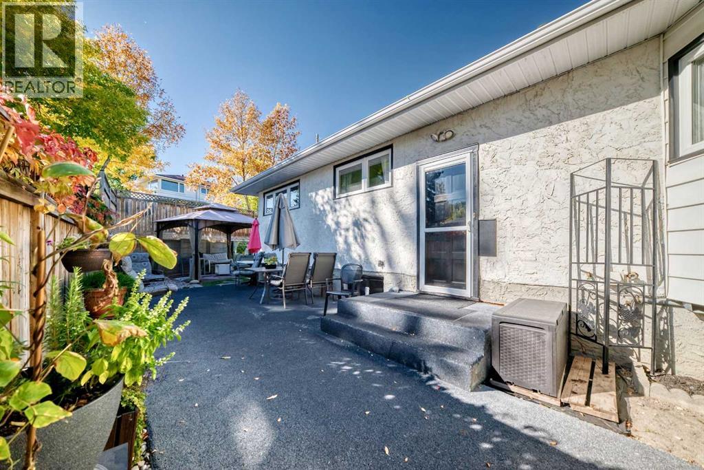 6003 Thornbank Drive NW, Calgary, Alberta  T2K 3P4 - Photo 36 - A2347355