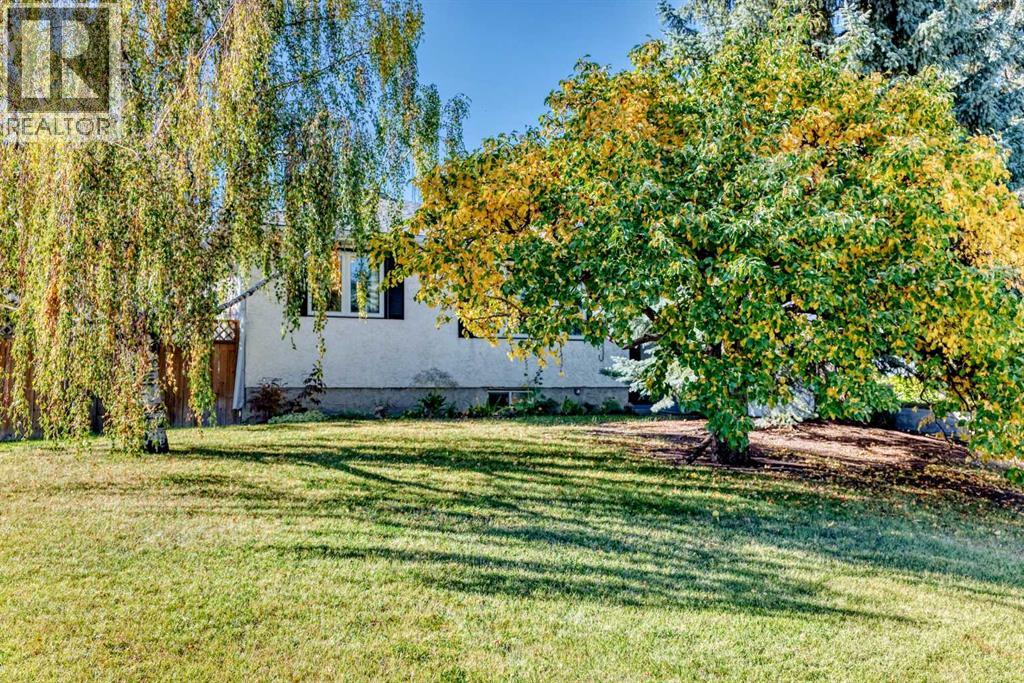 6003 Thornbank Drive NW, Calgary, Alberta  T2K 3P4 - Photo 38 - A2347355