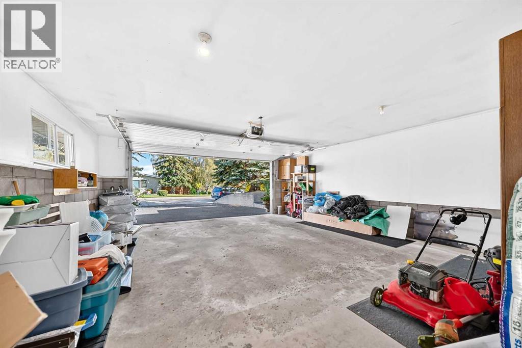 6003 Thornbank Drive NW, Calgary, Alberta  T2K 3P4 - Photo 41 - A2347355