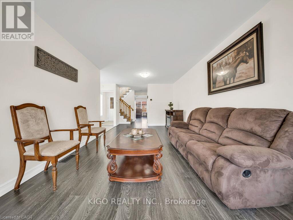 39 Baintree Way, Cambridge, Ontario  N1T 2H3 - Photo 6 - X13569506