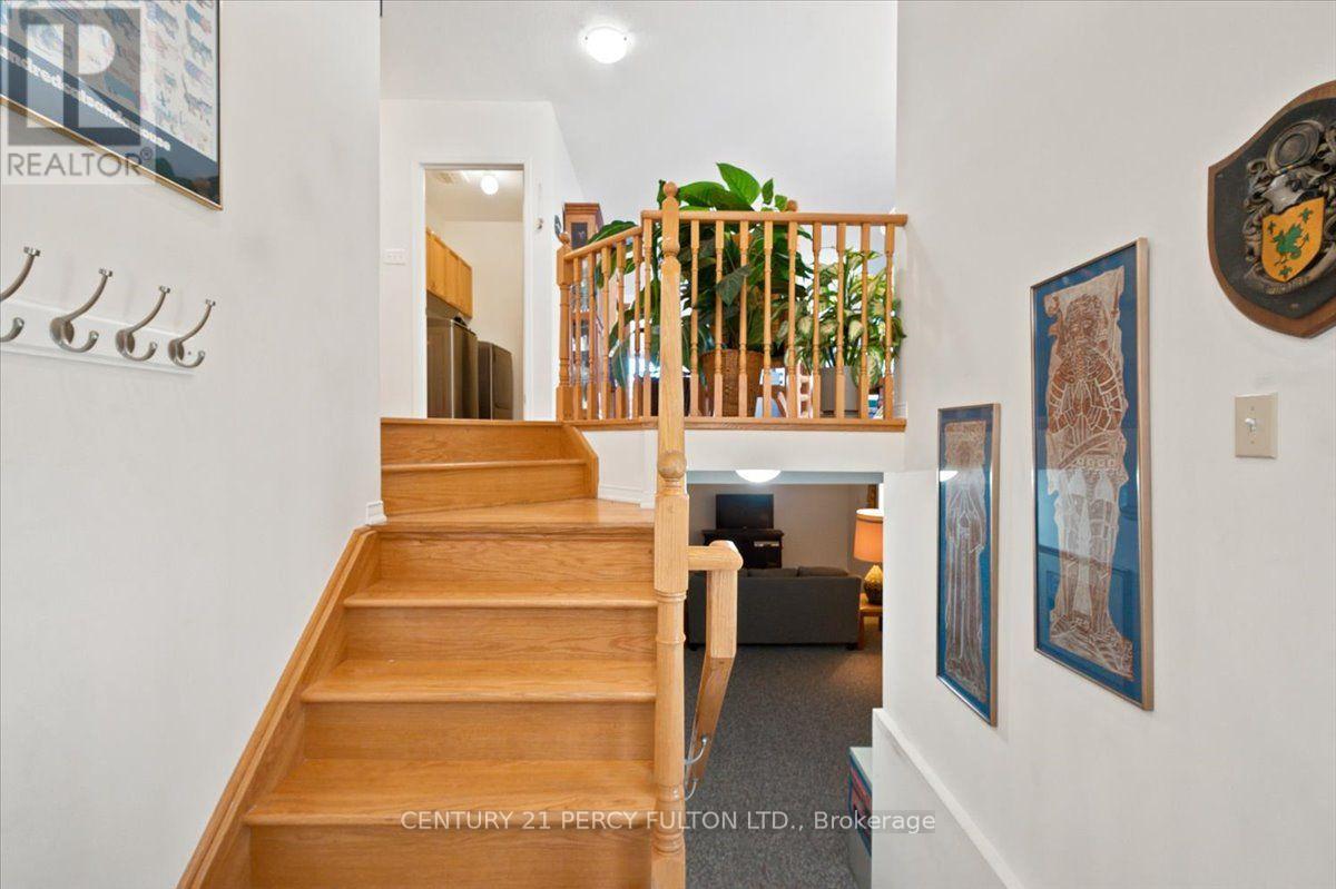 111 White Drive, Port Hope, Ontario  L1A 0B6 - Photo 6 - X13823688