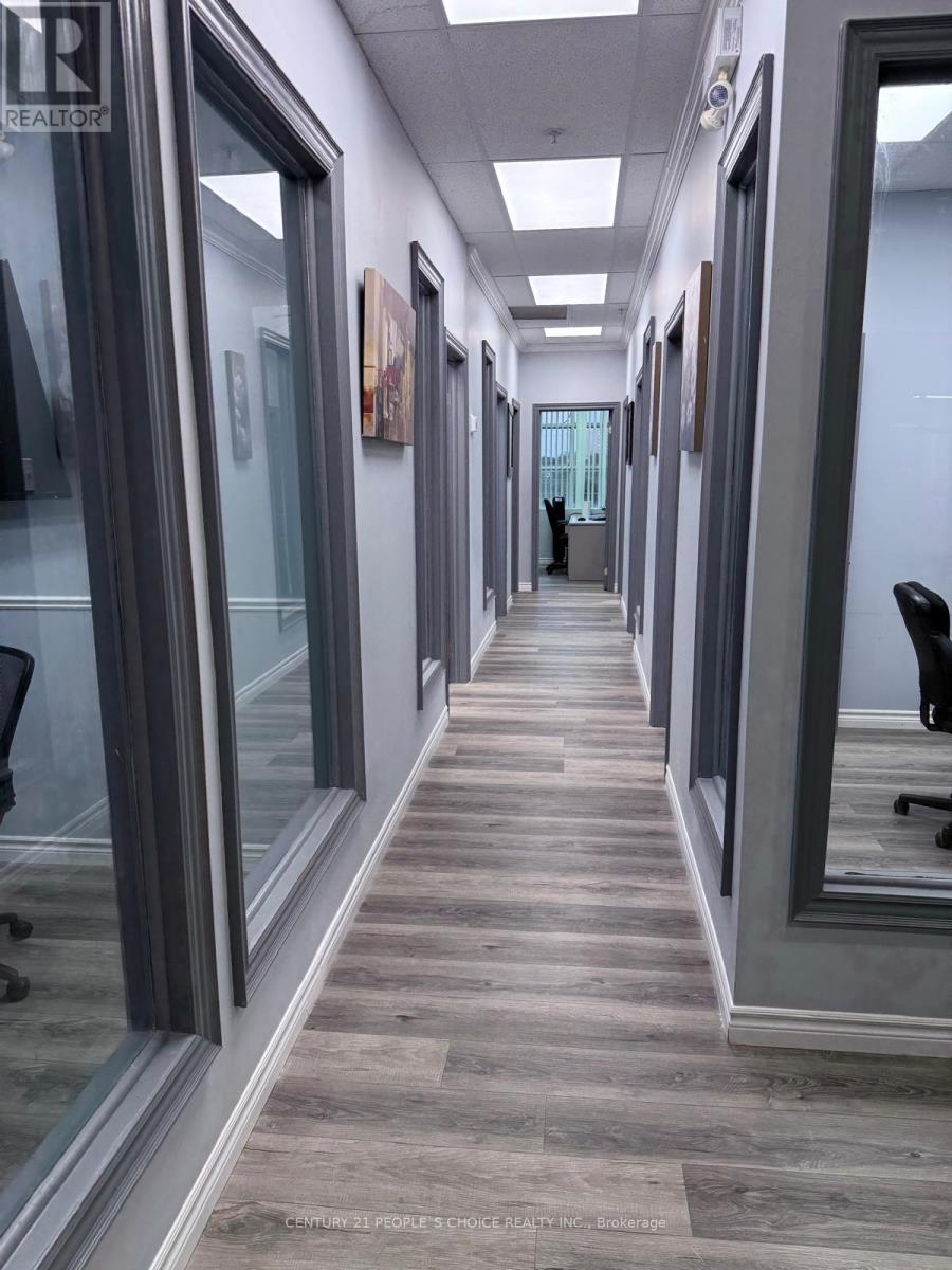 223 & 225 - 1550 South Gateway Road, Mississauga, Ontario  L4W 5G6 - Photo 10 - W13453732