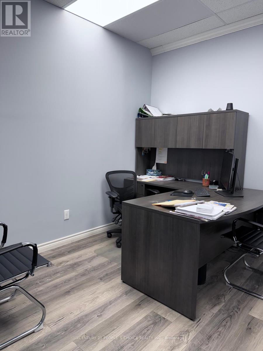 223 & 225 - 1550 South Gateway Road, Mississauga, Ontario  L4W 5G6 - Photo 13 - W13453732