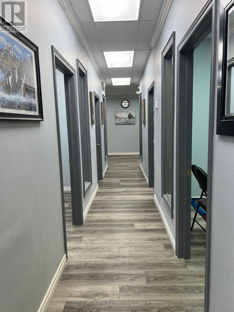 223 & 225 - 1550 South Gateway Road, Mississauga, Ontario  L4W 5G6 - Photo 19 - W13453732