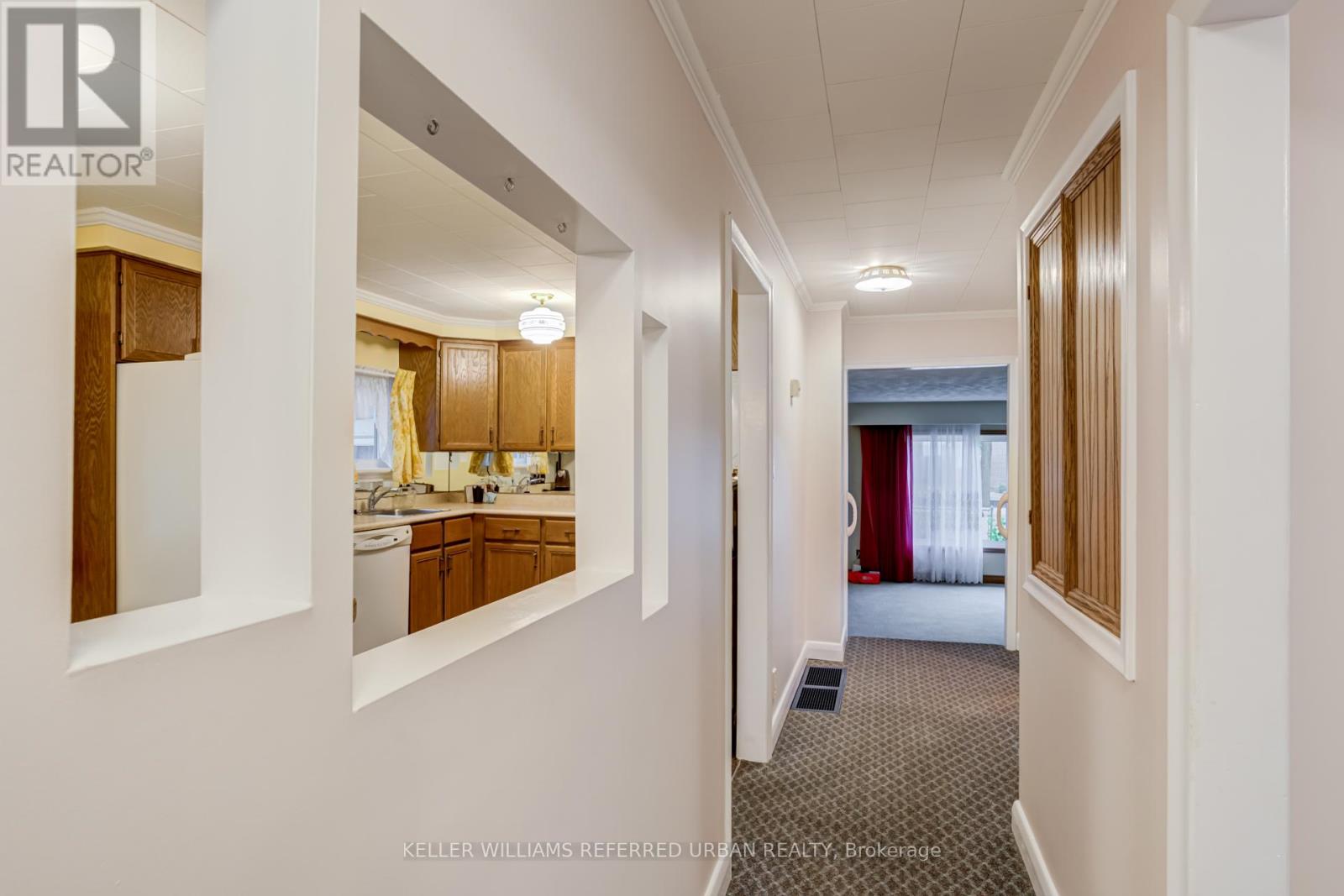 1300 Meredith Avenue, Mississauga, Ontario  L5E 2E5 - Photo 16 - W13483078