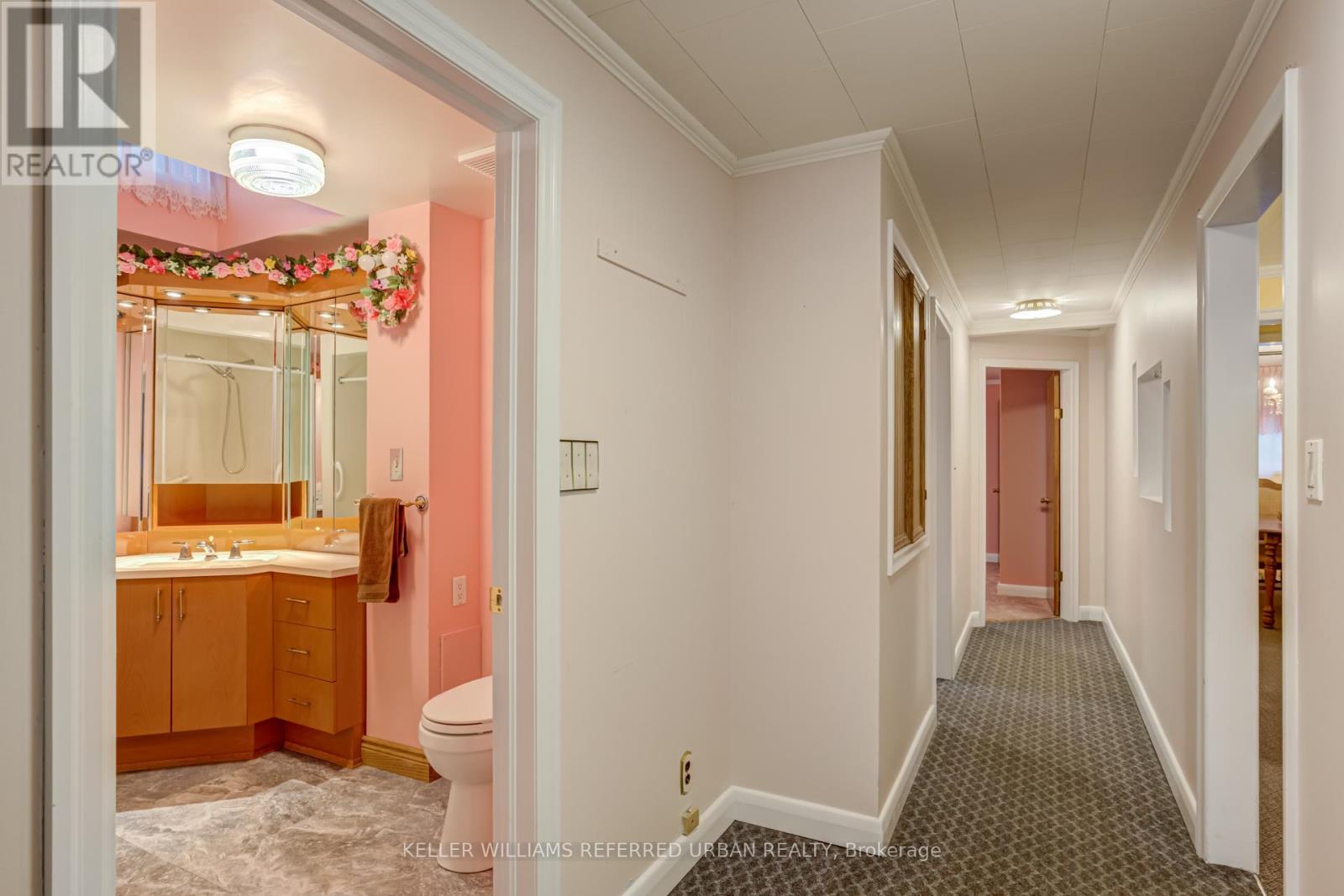 1300 Meredith Avenue, Mississauga, Ontario  L5E 2E5 - Photo 14 - W13483078