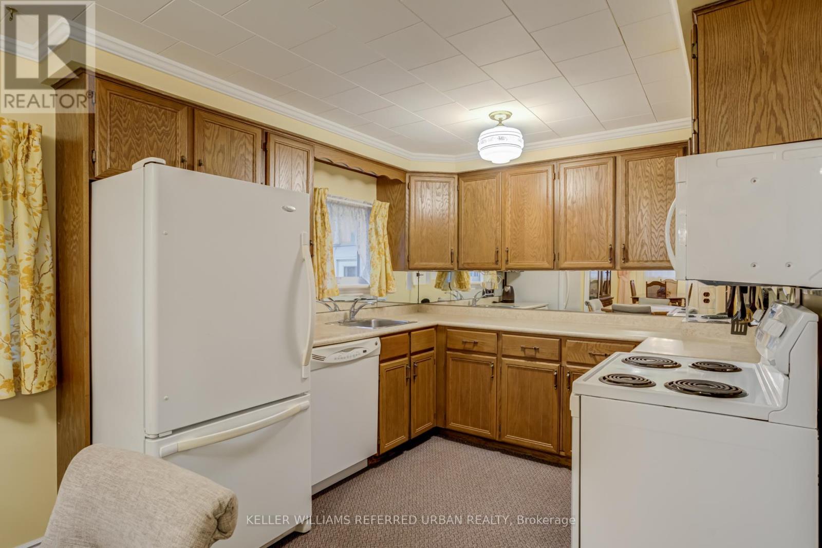 1300 Meredith Avenue, Mississauga, Ontario  L5E 2E5 - Photo 19 - W13483078