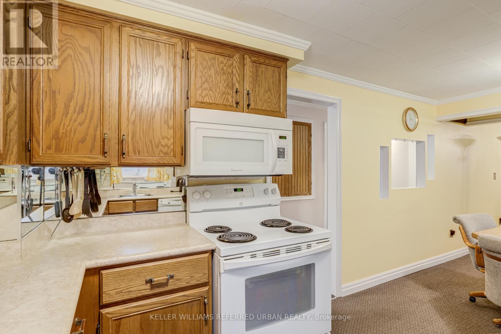 1300 Meredith Avenue, Mississauga, Ontario  L5E 2E5 - Photo 21 - W13483078
