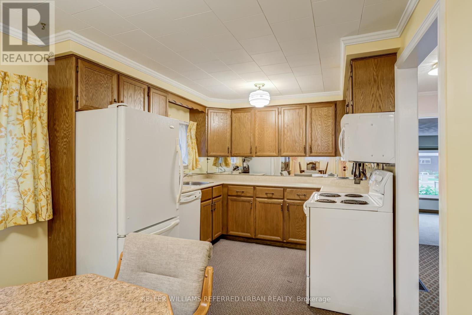 1300 Meredith Avenue, Mississauga, Ontario  L5E 2E5 - Photo 17 - W13483078