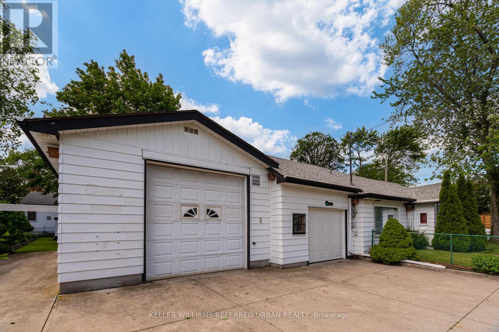 1300 Meredith Avenue, Mississauga, Ontario  L5E 2E5 - Photo 48 - W13483078