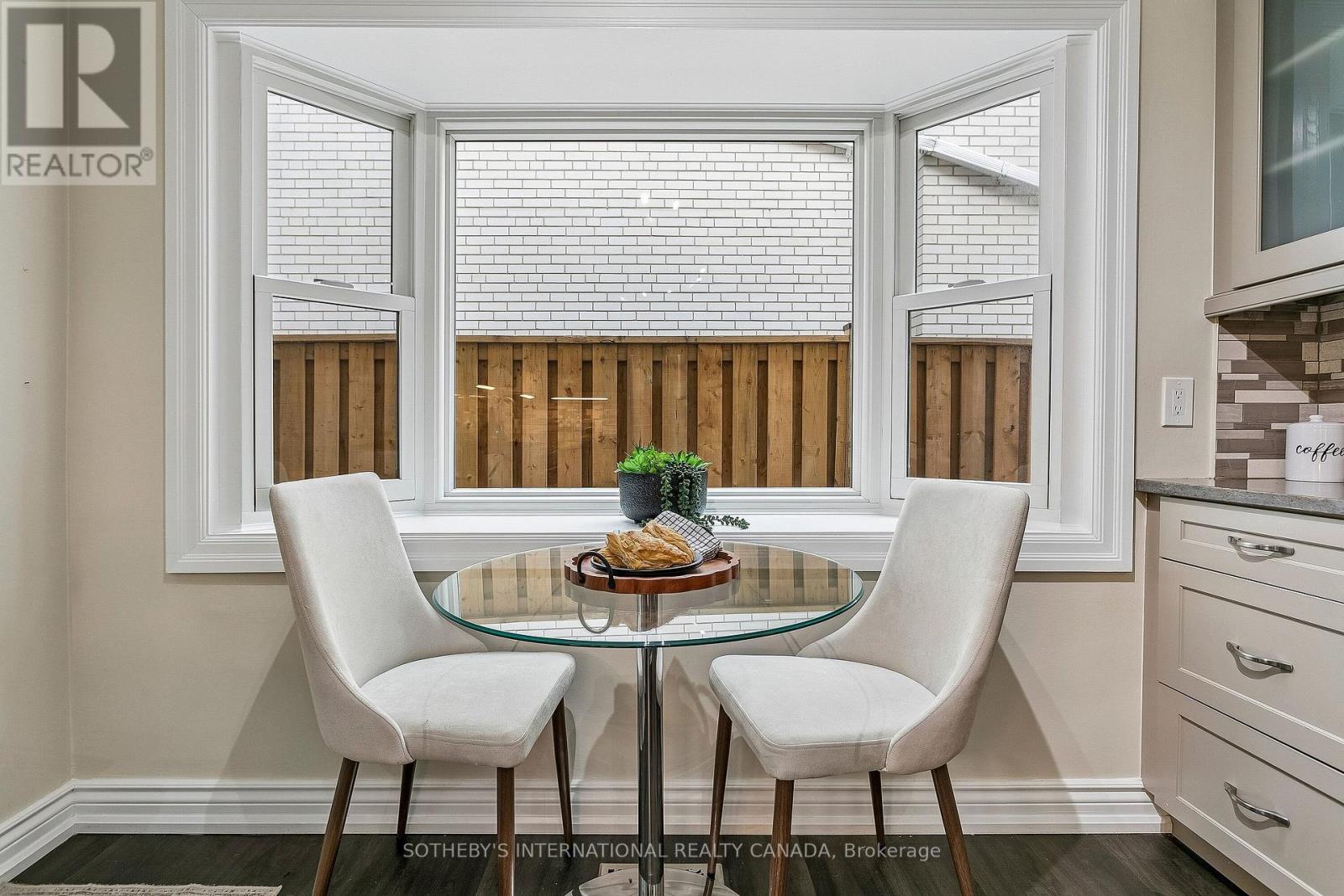35 Shadwick Drive, Toronto, Ontario  M9R 2V6 - Photo 20 - W13796222