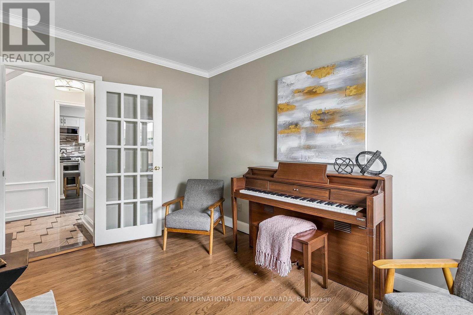 35 Shadwick Drive, Toronto, Ontario  M9R 2V6 - Photo 15 - W13796222