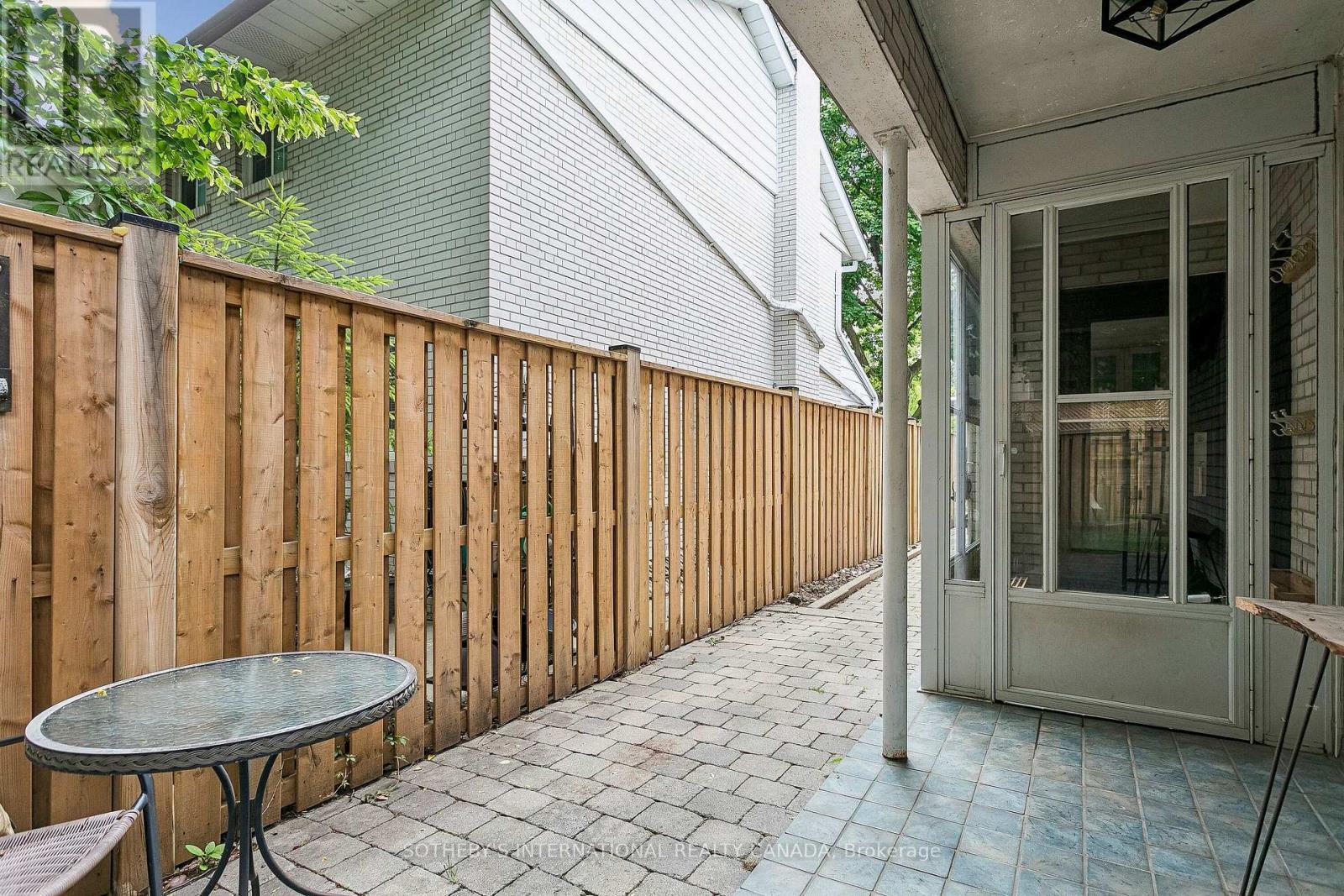 35 Shadwick Drive, Toronto, Ontario  M9R 2V6 - Photo 43 - W13796222