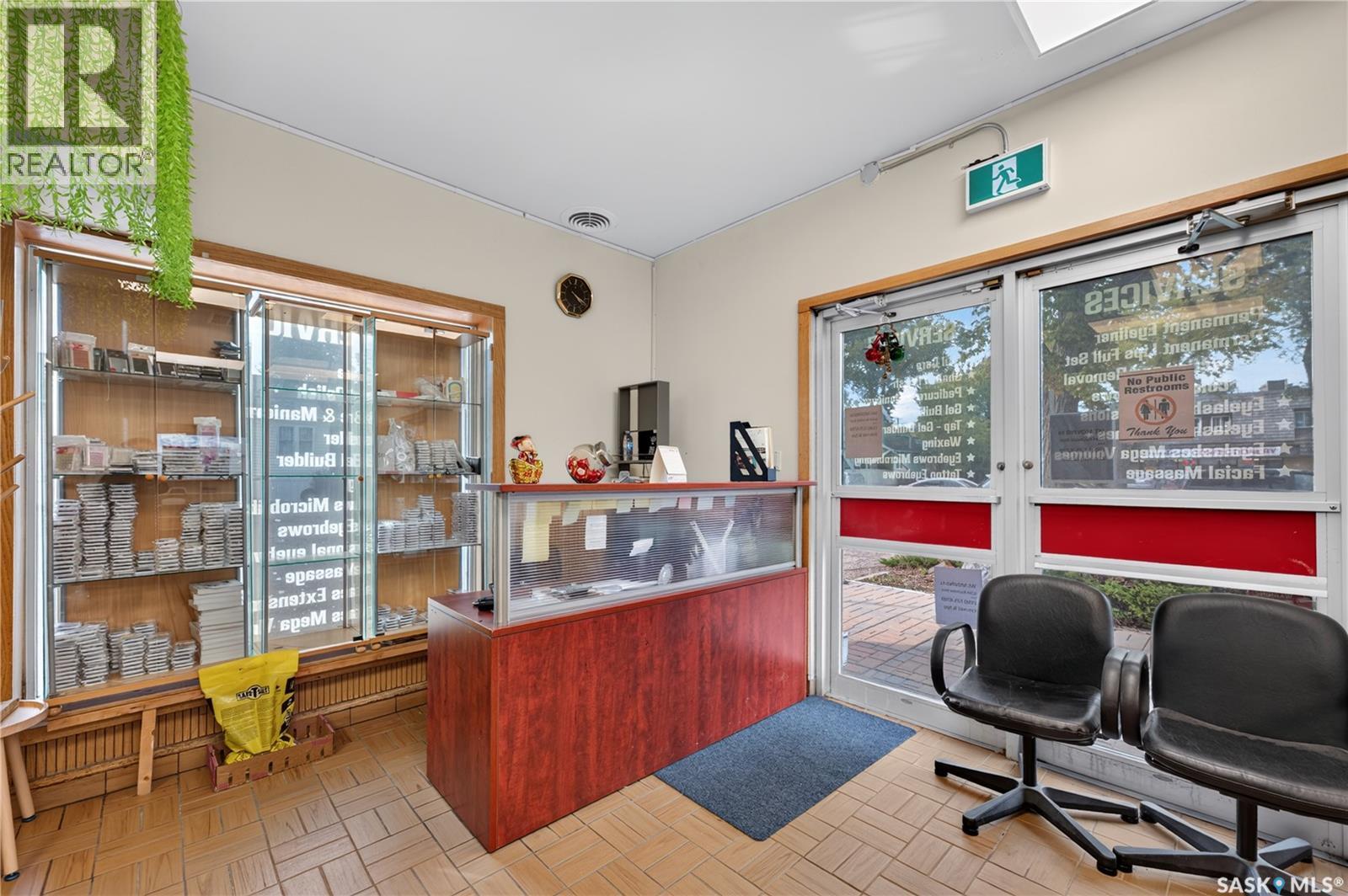 3501 Dewdney Avenue, Regina, Saskatchewan  S4T 0Z4 - Photo 6 - SK049457