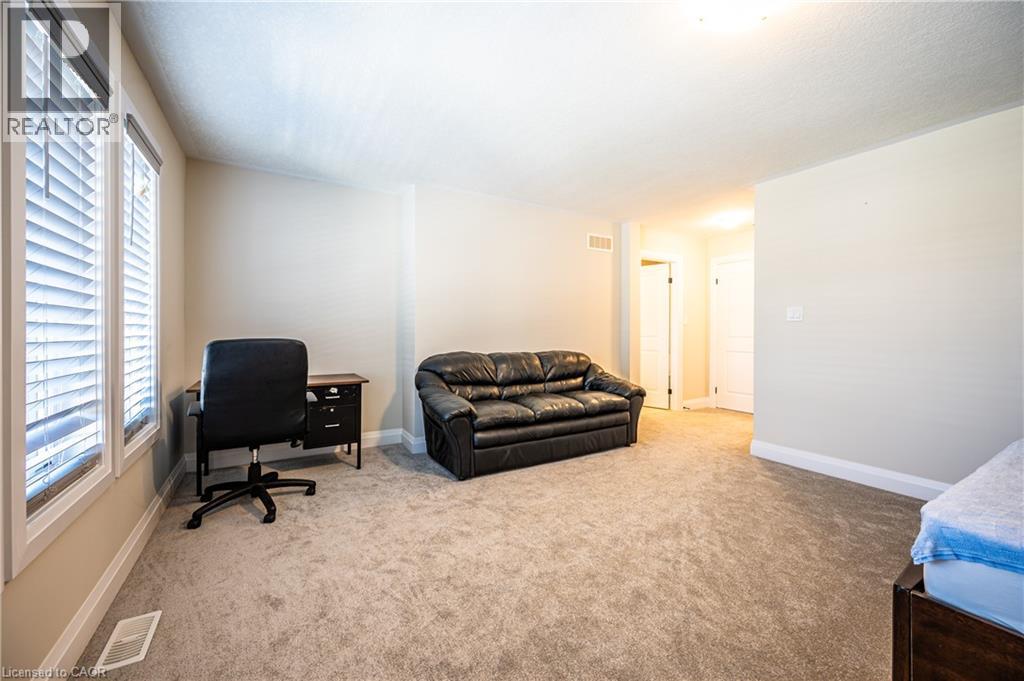 318 Chokecherry Crescent, Waterloo, Ontario  N2V 0H1 - Photo 16 - 40863628