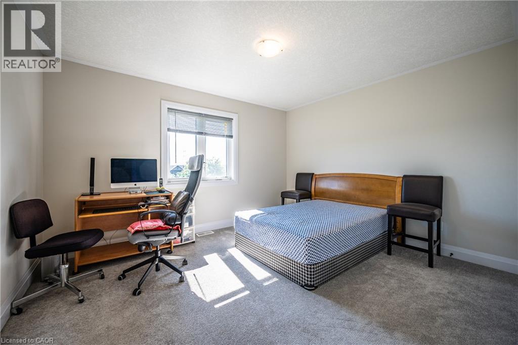 318 Chokecherry Crescent, Waterloo, Ontario  N2V 0H1 - Photo 13 - 40863628
