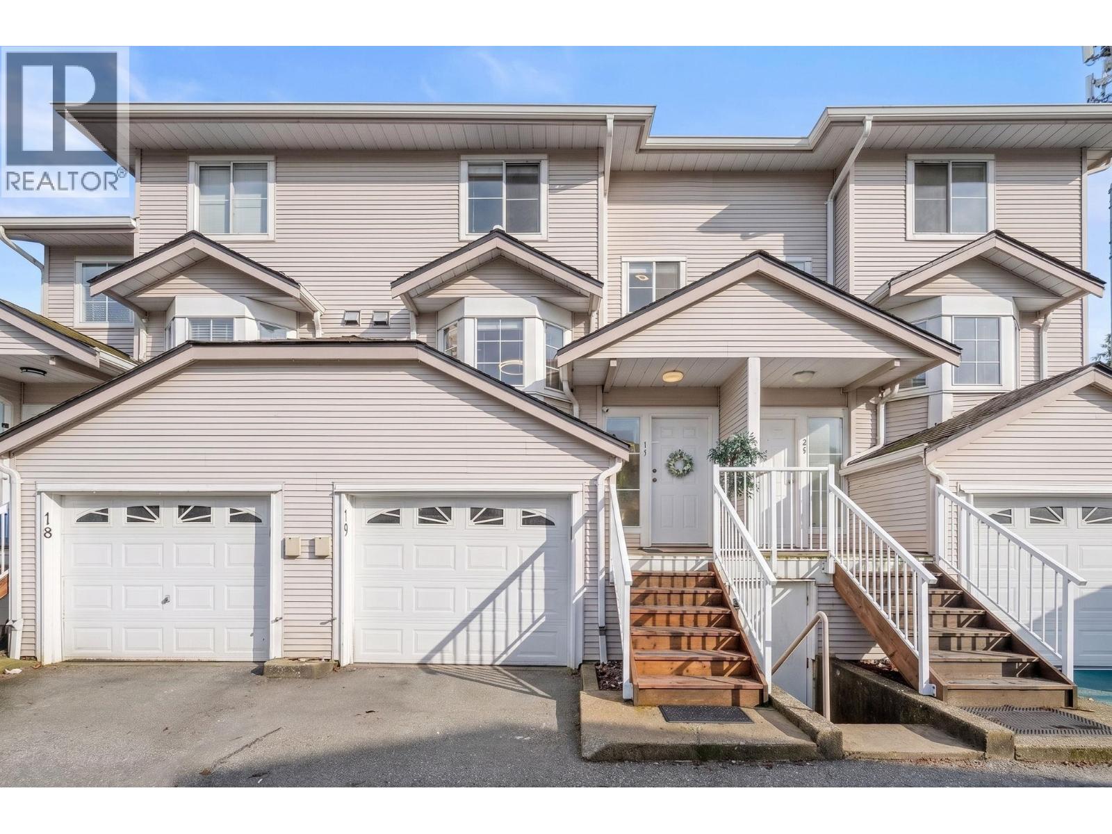 19 12188 Harris Road, Pitt Meadows, British Columbia  V3Y 2N3 - Photo 1 - R3152635