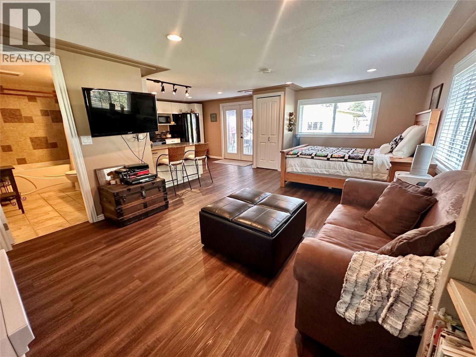 2632 6th Street, Olalla, British Columbia  V0X 1N0 - Photo 10 - 10401549