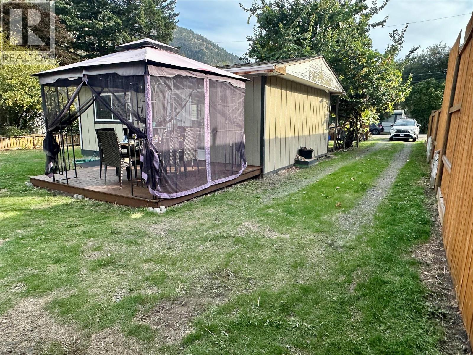 2632 6th Street, Olalla, British Columbia  V0X 1N0 - Photo 27 - 10401549